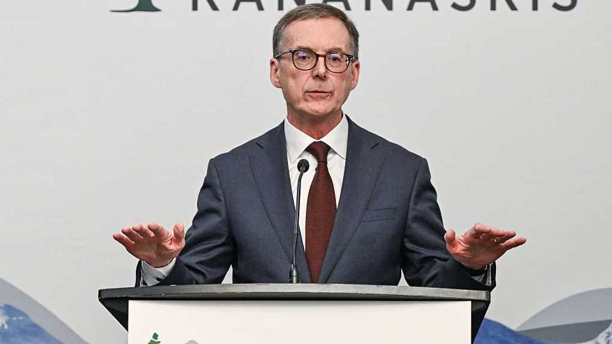 Bank of Canada governor Tiff Macklem speaks at a podium