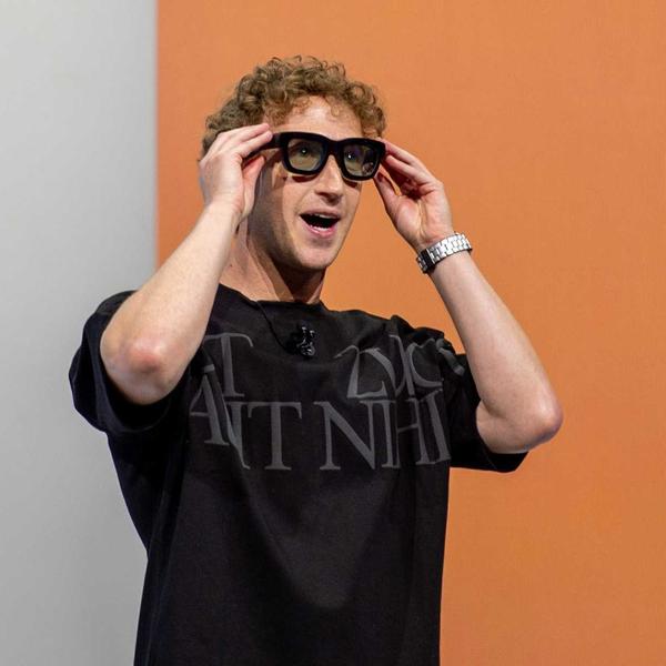 Mark Zuckerberg models the Meta glasses on stage